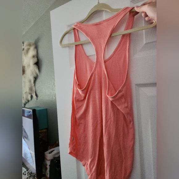 Peachy pink PINK tank top - Picture 4 of 4